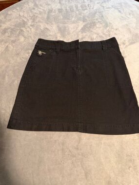 Context Black Mini Skirt with Front Pockets